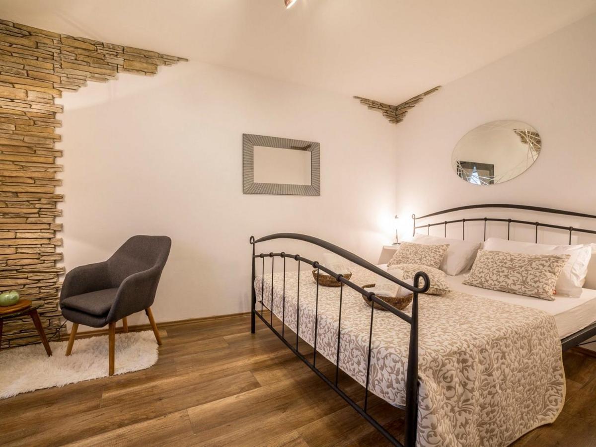 Iron Gates Apartments Сплит Екстериор снимка