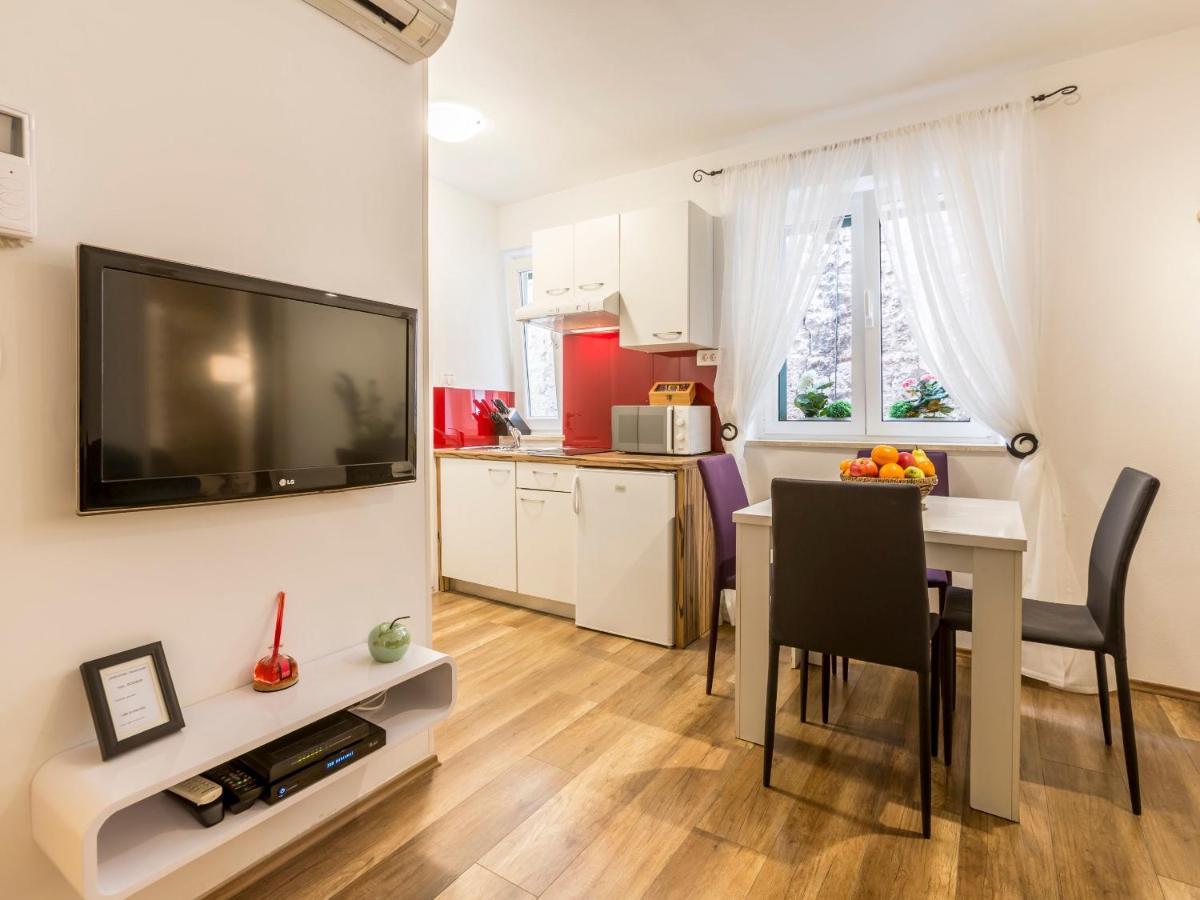 Iron Gates Apartments Сплит Екстериор снимка