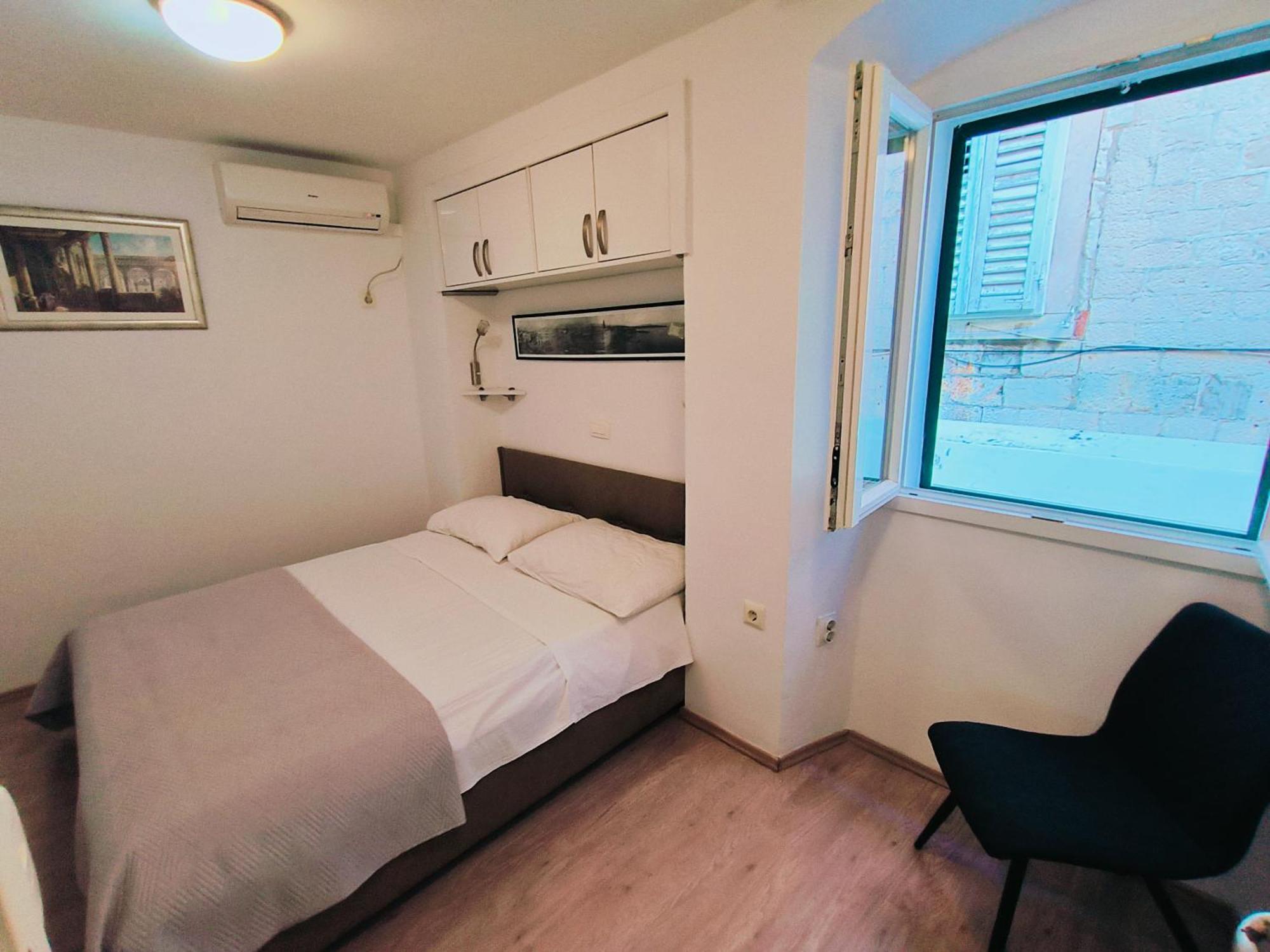 Iron Gates Apartments Сплит Екстериор снимка