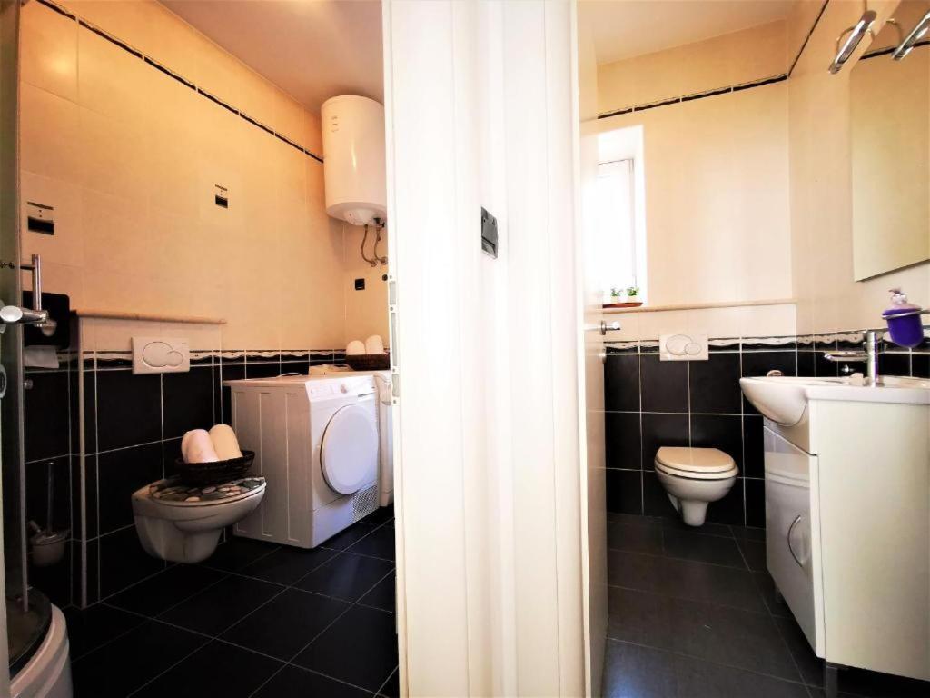 Iron Gates Apartments Сплит Екстериор снимка