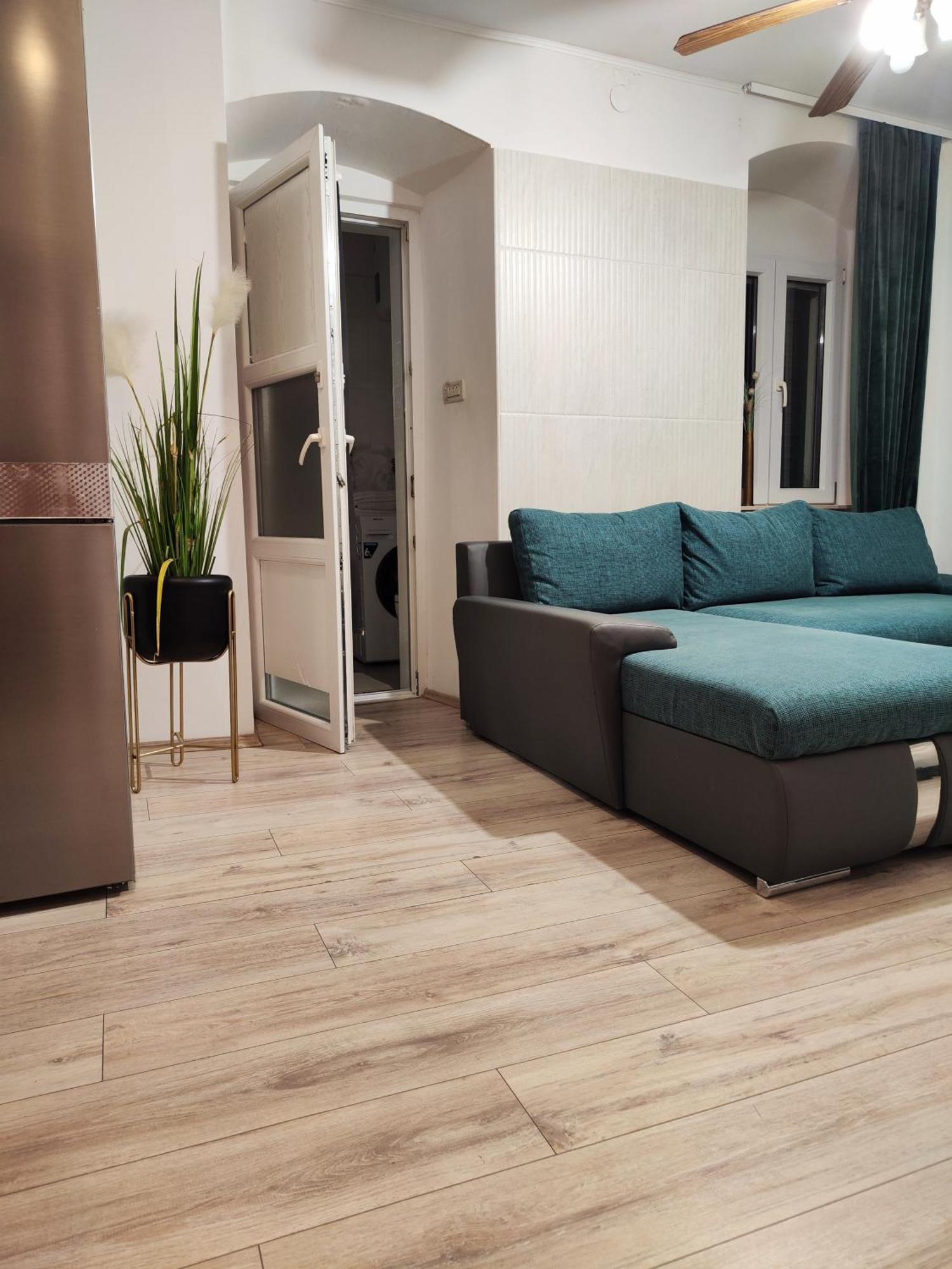 Iron Gates Apartments Сплит Екстериор снимка